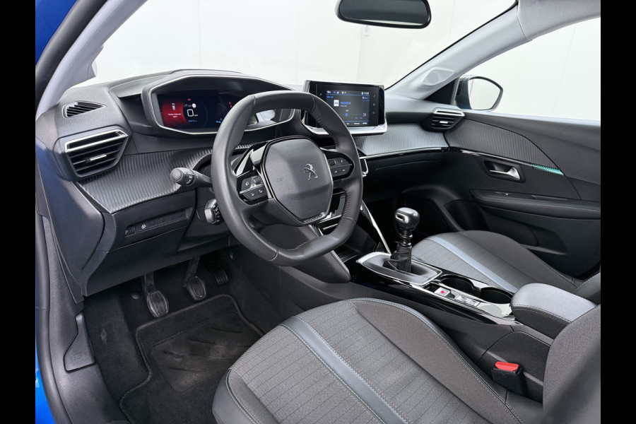 Peugeot 208 5Drs 101PK 360°Camera Apple Carplay Android Auto Isofix Ecc Allure Pack Pdc Regen-Lichtsensor Led Lmv 16" Privacy Glas Cruise Control Keyless entry/start 1e Eigenaar Origineel Nederlandse Auto