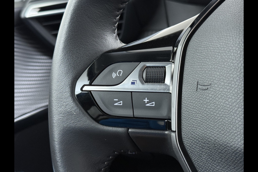 Peugeot 208 5Drs 101PK 360°Camera Apple Carplay Android Auto Isofix Ecc Allure Pack Pdc Regen-Lichtsensor Led Lmv 16" Privacy Glas Cruise Control Keyless entry/start 1e Eigenaar Origineel Nederlandse Auto