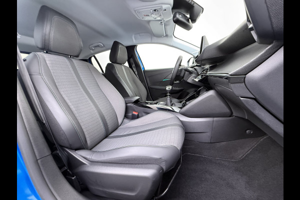 Peugeot 208 5Drs 101PK 360°Camera Apple Carplay Android Auto Isofix Ecc Allure Pack Pdc Regen-Lichtsensor Led Lmv 16" Privacy Glas Cruise Control Keyless entry/start 1e Eigenaar Origineel Nederlandse Auto
