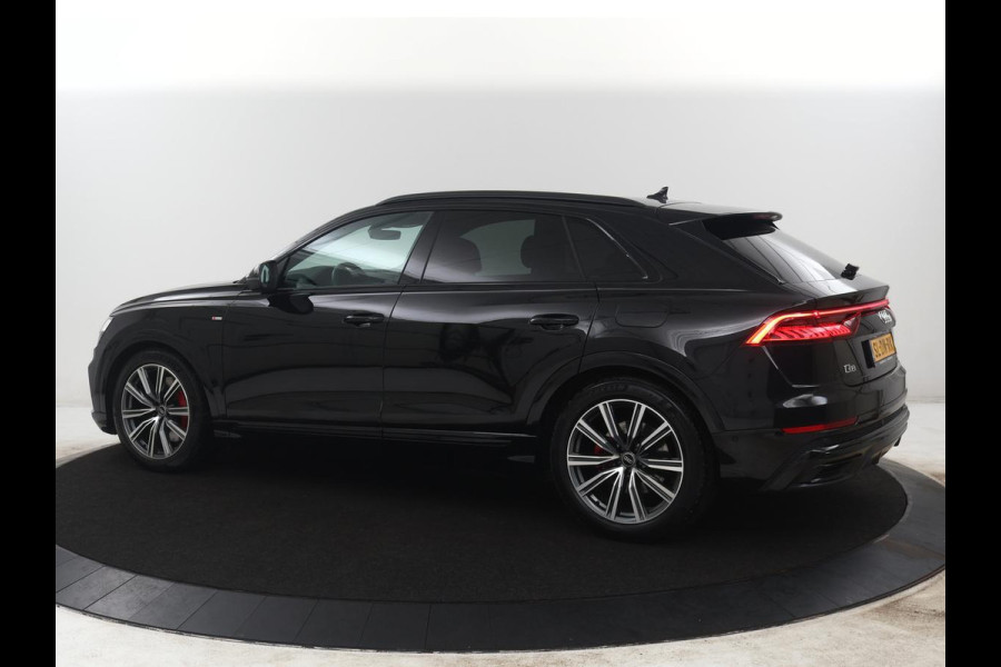 Audi Q8 60 TFSI e quattro Pro Line S Competition | SOH 79,5% | Cruise control | Memory | Stoelverwarming | 360 camera | Navigatie | Carplay | Climate control