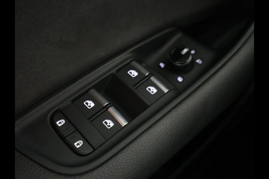 Audi Q8 60 TFSI e quattro Pro Line S Competition | SOH 79,5% | Cruise control | Memory | Stoelverwarming | 360 camera | Navigatie | Carplay | Climate control