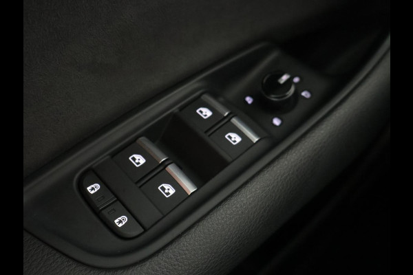 Audi Q8 60 TFSI e quattro Pro Line S Competition | SOH 79,5% | Cruise control | Memory | Stoelverwarming | 360 camera | Navigatie | Carplay | Climate control