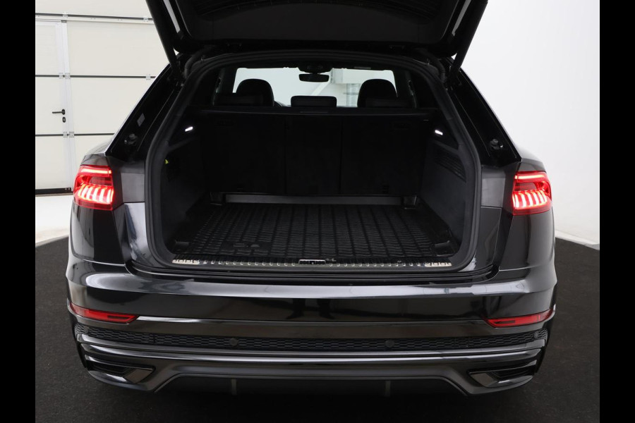Audi Q8 60 TFSI e quattro Pro Line S Competition | SOH 79,5% | Cruise control | Memory | Stoelverwarming | 360 camera | Navigatie | Carplay | Climate control