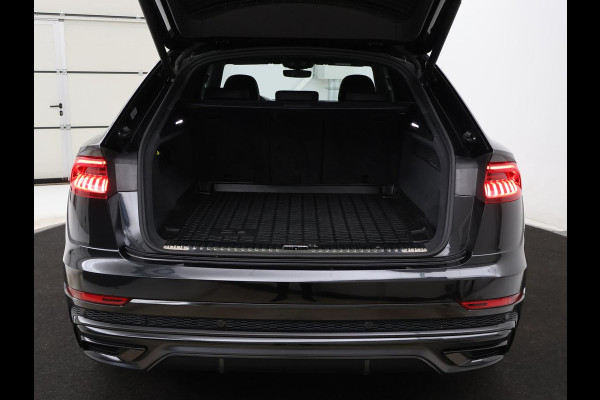 Audi Q8 60 TFSI e quattro Pro Line S Competition | SOH 79,5% | Cruise control | Memory | Stoelverwarming | 360 camera | Navigatie | Carplay | Climate control