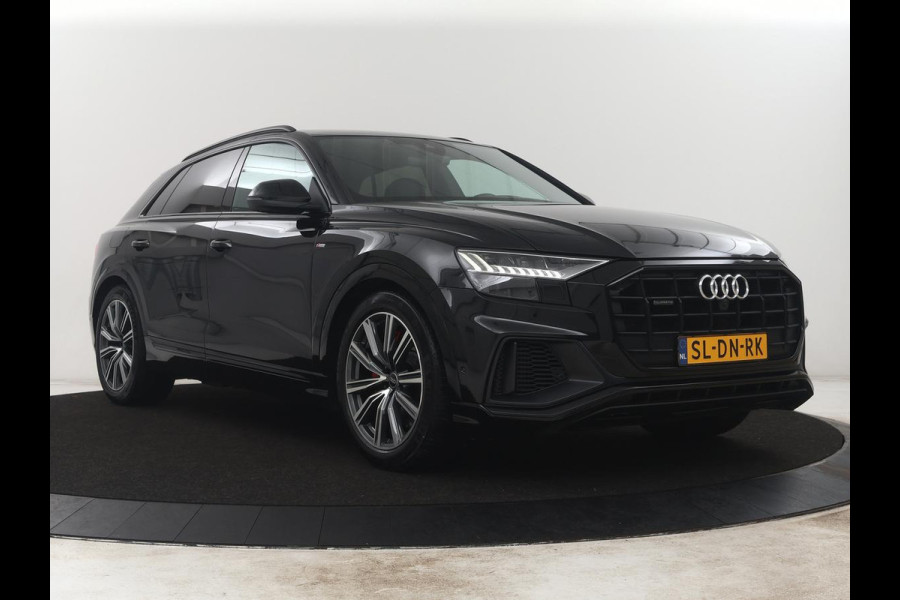 Audi Q8 60 TFSI e quattro Pro Line S Competition | SOH 79,5% | Cruise control | Memory | Stoelverwarming | 360 camera | Navigatie | Carplay | Climate control