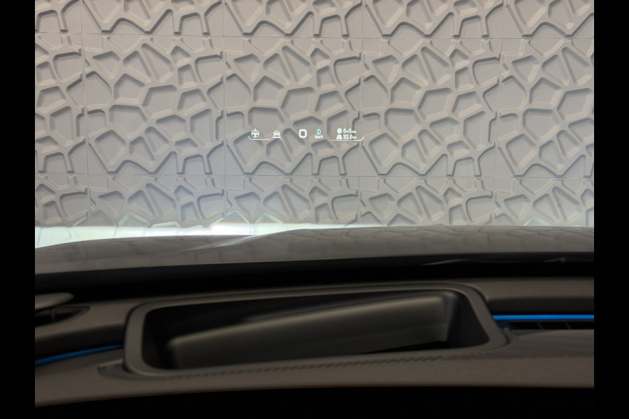 Omoda 9 OMODA 9 PREMIUM AWD | 145 KM ELEKTRISCH | 538 PK | MAT ZWART 4WD 4X4