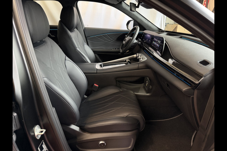 Omoda 9 OMODA 9 PREMIUM AWD | 145 KM ELEKTRISCH | 538 PK | MAT ZWART 4WD 4X4