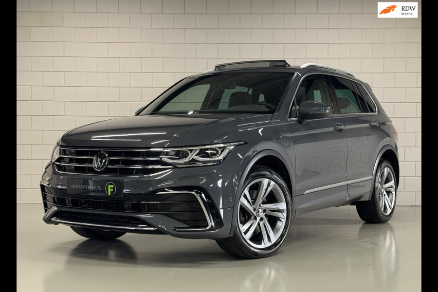 Volkswagen Tiguan 1.4 TSI eHybrid R-Line Business+ Platinum | PANO | TREKHAAK ELEK. | 1E EIG | DEALER | ACC | KEYLESS