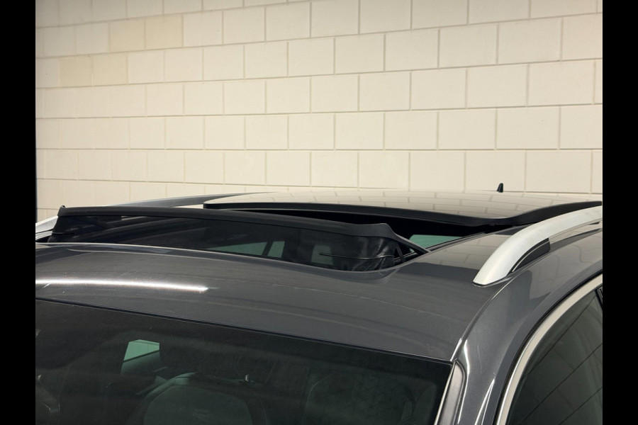 Volkswagen Tiguan 1.4 TSI eHybrid R-Line Business+ Platinum | PANO | TREKHAAK ELEK. | 1E EIG | DEALER | ACC | KEYLESS