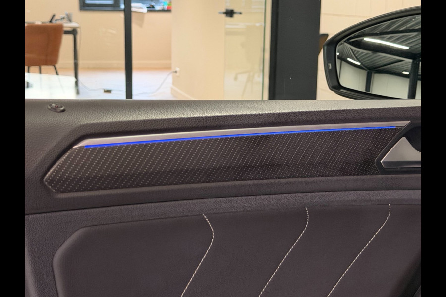 Volkswagen Tiguan 1.4 TSI eHybrid R-Line Business+ Platinum | PANO | TREKHAAK ELEK. | 1E EIG | DEALER | ACC | KEYLESS