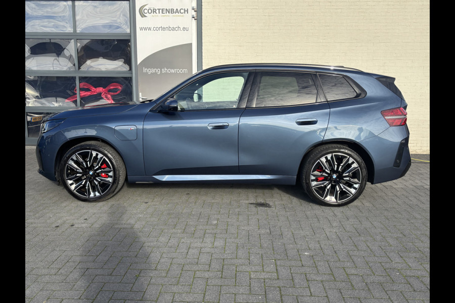 BMW X3 30e xDrive M Sport | Head-up display | Stoel-ventilatie | Memory | Blis | Zwenkbare trekhaak | Panoramadak | Alarm klasse 3 |