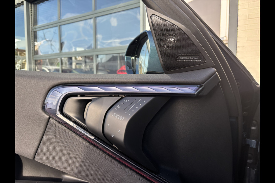 BMW X3 30e xDrive M Sport | Head-up display | Stoel-ventilatie | Memory | Blis | Zwenkbare trekhaak | Panoramadak | Alarm klasse 3 |