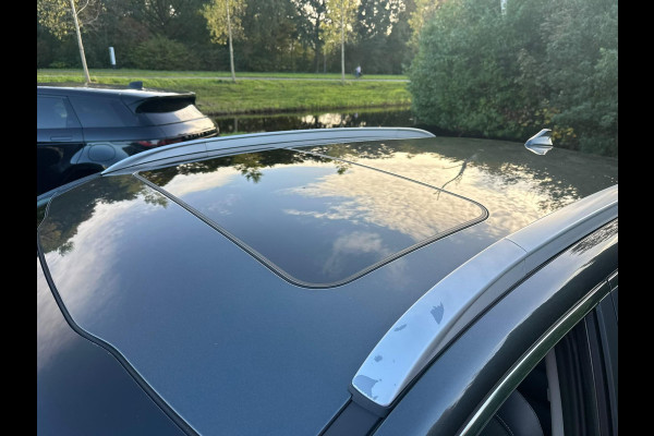 Kia e-Niro ExecutiveLine 64 kWh 204 pk | Trekhaak | Lederen bekleding | Camera | SOH 99,3% |  Schuif-Kantel Dak | Navigatie | Stoelverwarming | Stuurwielverwarming