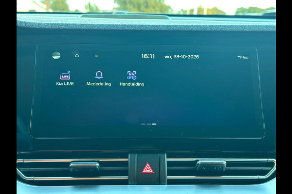Kia e-Niro ExecutiveLine 64 kWh 204 pk | Trekhaak | Lederen bekleding | Camera | SOH 99,3% |  Schuif-Kantel Dak | Navigatie | Stoelverwarming | Stuurwielverwarming