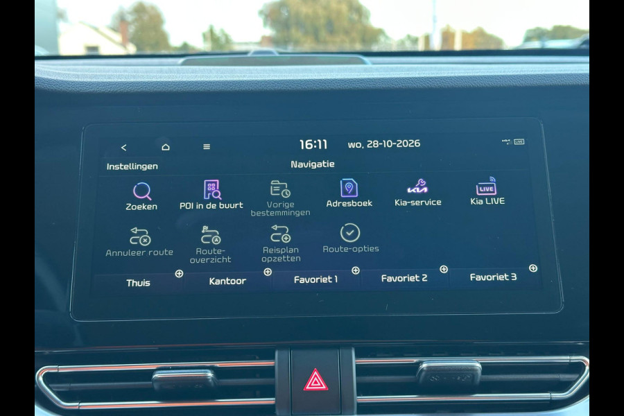 Kia e-Niro ExecutiveLine 64 kWh 204 pk | Trekhaak | Lederen bekleding | Camera | SOH 99,3% |  Schuif-Kantel Dak | Navigatie | Stoelverwarming | Stuurwielverwarming