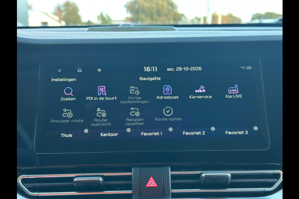 Kia e-Niro ExecutiveLine 64 kWh 204 pk | Trekhaak | Lederen bekleding | Camera | SOH 99,3% |  Schuif-Kantel Dak | Navigatie | Stoelverwarming | Stuurwielverwarming