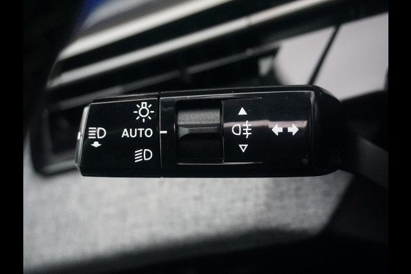 Peugeot E-5008 GT Exclusive 73 kWh 7p Panoramadak | Afn. Trekhaak
