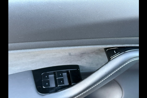 Tesla Model 3 Standard RWD Plus 60 kWh Autopilot