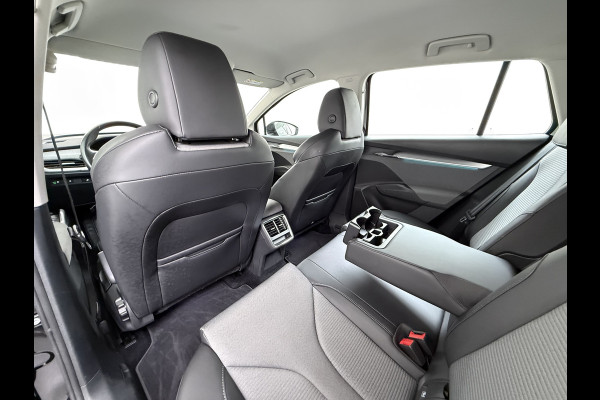 Škoda ENYAQ iV 180PK SOH 90% Trekhaak Camera Navi Apple Carplay Android Auto P-Assist Pdc Isofix DAB Lmv Bluetooth Keyless-go Rijstrooksensor 1.000KG Trekgewicht 1e Eigenaar Origineel Nederlandse Auto