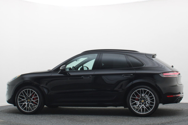 Porsche Macan 2.9 GTS Sport-chrono Pakket Plus, Panoramadak, Camera, Sport uitlaat, Navigatie, Trekhaak, 21''
