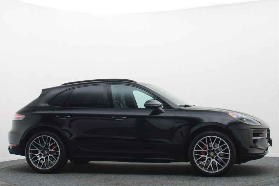 Porsche Macan 2.9 GTS Sport-chrono Pakket Plus, Panoramadak, Camera, Sport uitlaat, Navigatie, Trekhaak, 21''