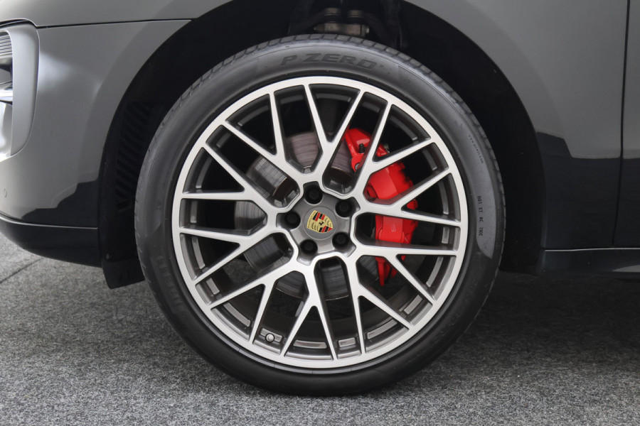 Porsche Macan 2.9 GTS Sport-chrono Pakket Plus, Panoramadak, Camera, Sport uitlaat, Navigatie, Trekhaak, 21''