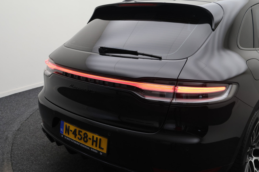 Porsche Macan 2.9 GTS Sport-chrono Pakket Plus, Panoramadak, Camera, Sport uitlaat, Navigatie, Trekhaak, 21''