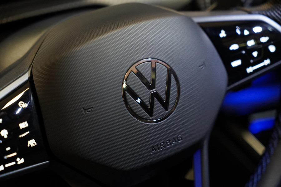 Volkswagen Golf 2.0 TSI R 4Motion PERFORMANCE|PANO|AKRA|ACC|CRBN KIT|NRING|H&K|MEMORY|STOEL KOELING