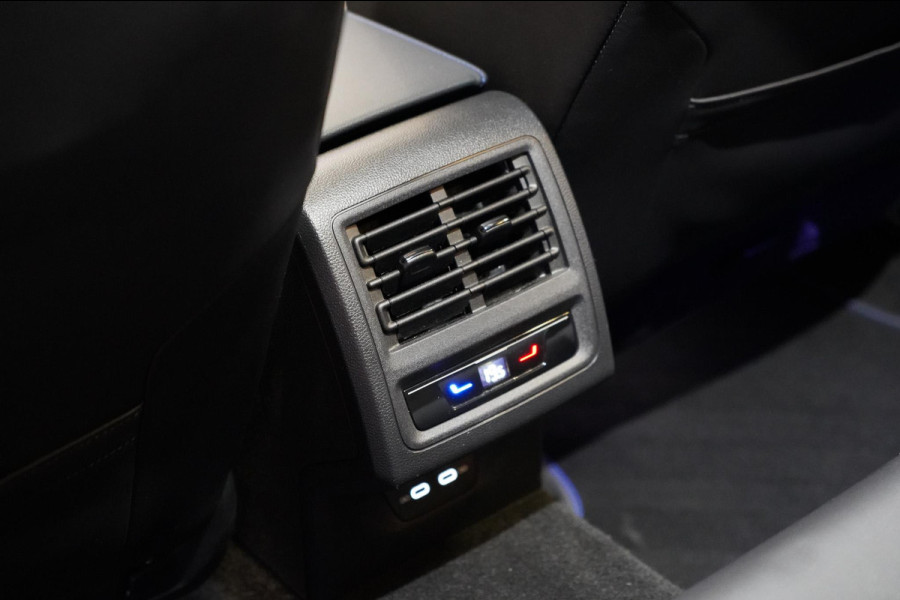 Volkswagen Golf 2.0 TSI R 4Motion PERFORMANCE|PANO|AKRA|ACC|CRBN KIT|NRING|H&K|MEMORY|STOEL KOELING