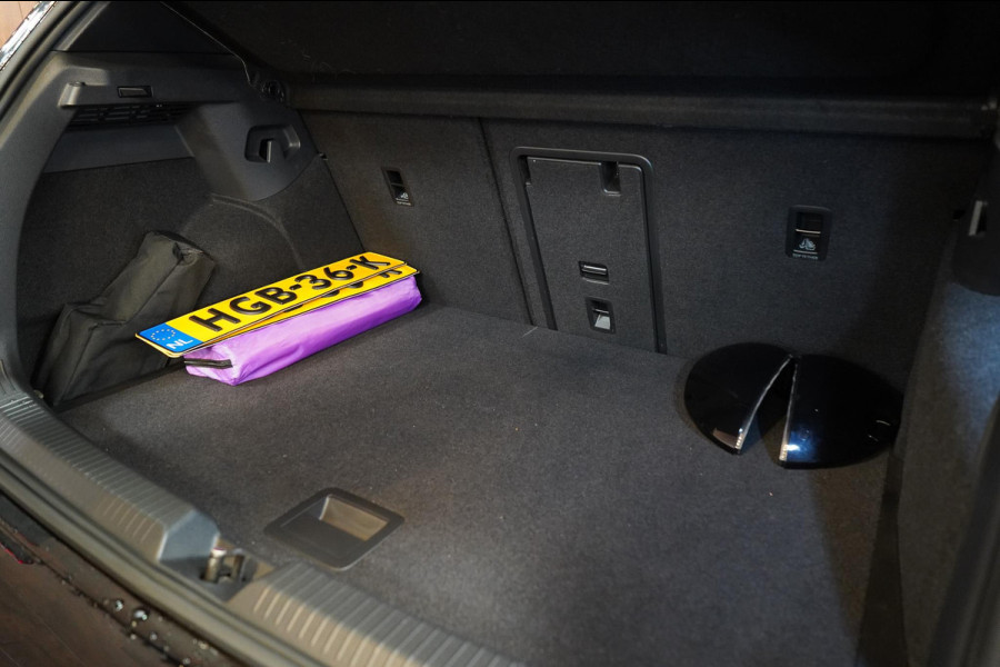 Volkswagen Golf 2.0 TSI R 4Motion PERFORMANCE|PANO|AKRA|ACC|CRBN KIT|NRING|H&K|MEMORY|STOEL KOELING