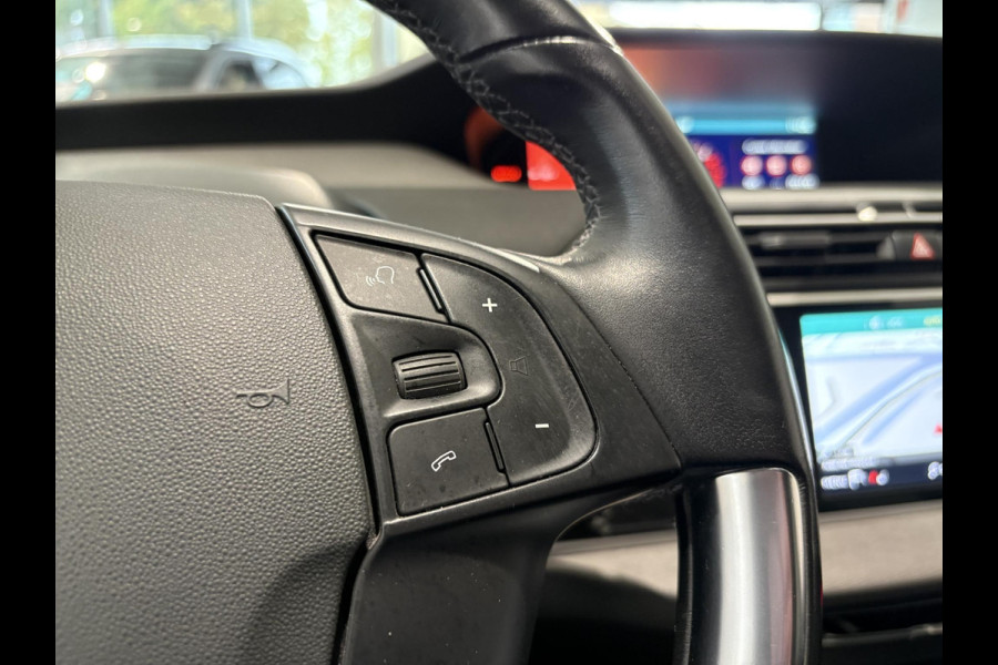 Citroën Grand C4 Spacetourer 1.2 PureTech Shine | 7 Persoons | Navigatie | Apple CarPlay / Android Auto | Verwarmde voorstoelen |
