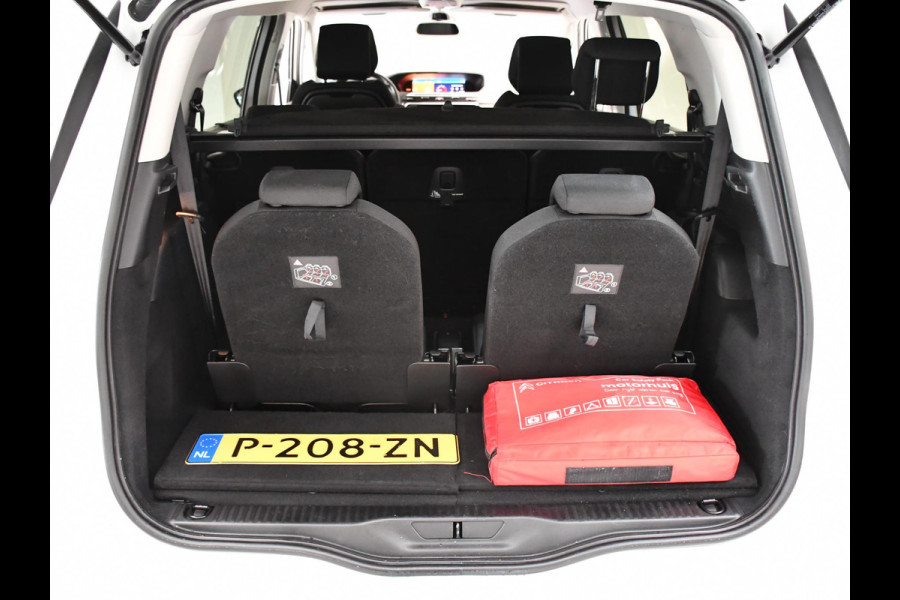 Citroën Grand C4 Spacetourer 1.2 PureTech Shine | 7 Persoons | Navigatie | Apple CarPlay / Android Auto | Verwarmde voorstoelen |