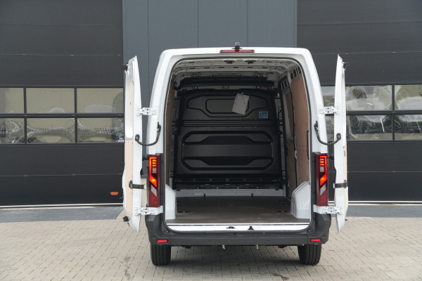 Renault Master E-Tech T35 L3H2 Advance long range 87 kWh 143pk - Navi - Betimmering - Stoelverwarming - Camera - 270GR Deuren - 360 Parkeersensoren -