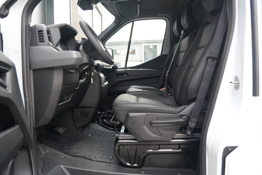 Renault Master E-Tech T35 L3H2 Advance long range 87 kWh 143pk - Navi - Betimmering - Stoelverwarming - Camera - 270GR Deuren - 360 Parkeersensoren -