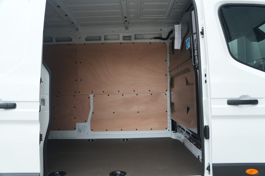 Renault Master E-Tech T35 L3H2 Advance long range 87 kWh 143pk - Navi - Betimmering - Stoelverwarming - Camera - 270GR Deuren - 360 Parkeersensoren -