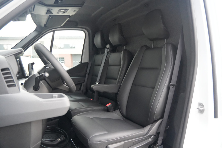 Renault Master E-Tech T35 L3H2 Advance long range 87 kWh 143pk - Navi - Betimmering - Stoelverwarming - Camera - 270GR Deuren - 360 Parkeersensoren -