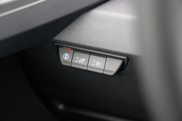Renault Master E-Tech T35 L3H2 Advance long range 87 kWh 143pk - Navi - Betimmering - Stoelverwarming - Camera - 270GR Deuren - 360 Parkeersensoren -