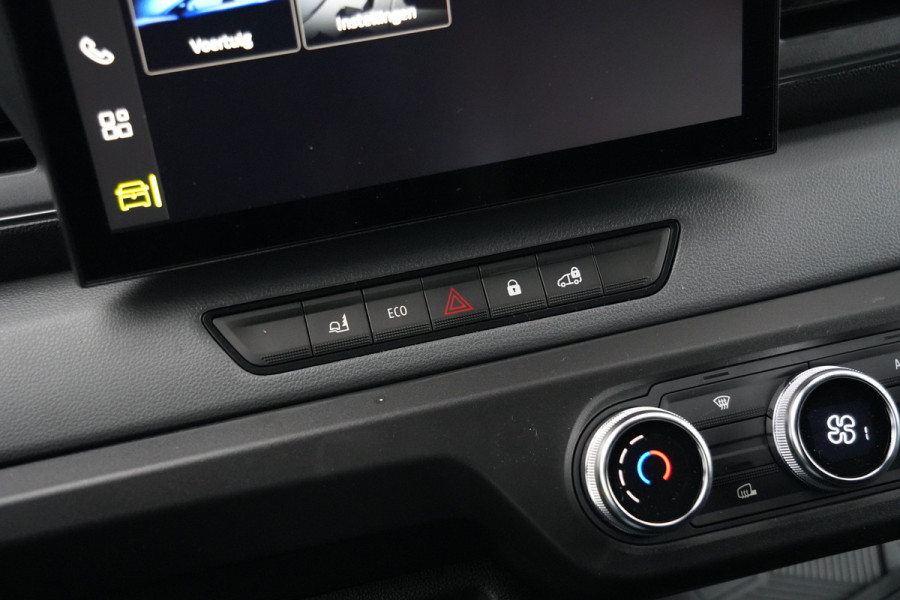 Renault Master E-Tech T35 L3H2 Advance long range 87 kWh 143pk - Navi - Betimmering - Stoelverwarming - Camera - 270GR Deuren - 360 Parkeersensoren -