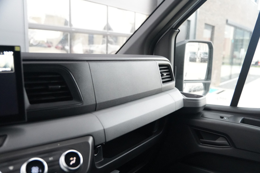 Renault Master E-Tech T35 L3H2 Advance long range 87 kWh 143pk - Navi - Betimmering - Stoelverwarming - Camera - 270GR Deuren - 360 Parkeersensoren -