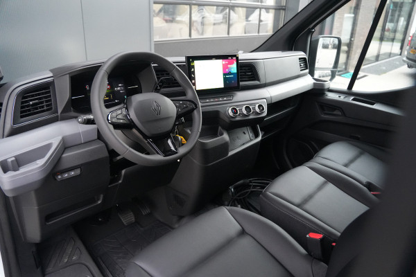 Renault Master E-Tech T35 L3H2 Advance long range 87 kWh 143pk - Navi - Betimmering - Stoelverwarming - Camera - 270GR Deuren - 360 Parkeersensoren -