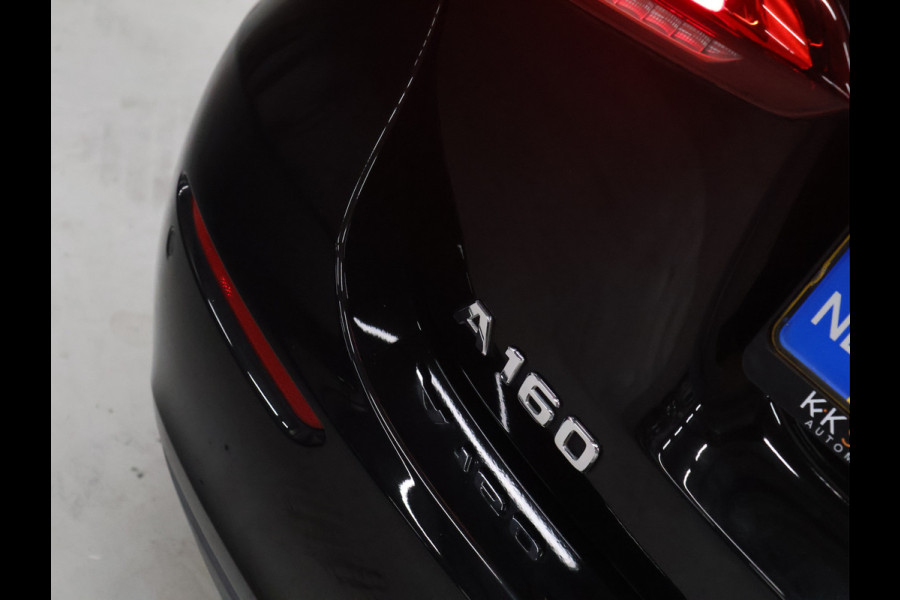 Mercedes-Benz A-Klasse 160 Sport [APPLE CARPLAY, AMG, ANDROID, STOELVERWARMING, CRUISE CONTROL, CAMERA, PDC V+A, DIGITAL DASH, STUURWIEL MULTIFUNTIONEEL, CLIMATE CONTROL, START STOP, STUUR LEDER, NIEUWSTAAT]
