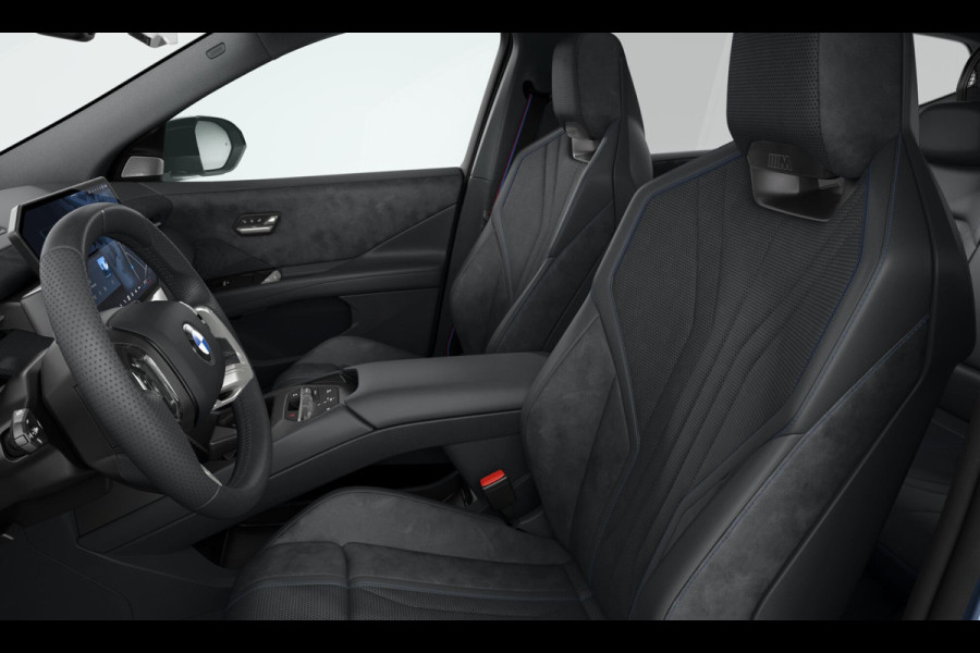 BMW iX3 50 xDrive - M-Sport Pro - Pano - Trekhaak - M-Zetels - Autopilot