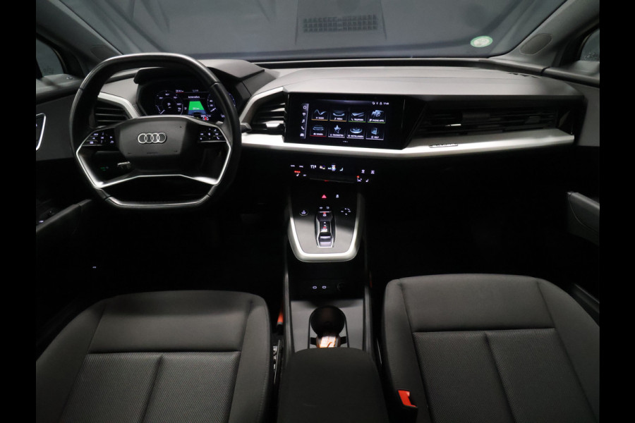 Audi Q4 e-tron 35 Launch edition 55 kWh [ADAPTIVE CRUISE CONTROL, APPLE CARPLAY, ANDROID, STOELVERWARMING, DIGITAL DASH, CAMERA, PDC V+A, STUURWIEL MULTIFUNTIONEEL, ELEKTRISCHE ACHTERKLEP, LED, SMARTPHONE INTERFACE, CLIMATE CONTROL