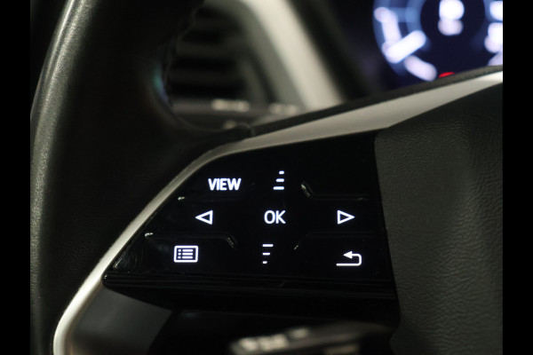 Audi Q4 e-tron 35 Launch edition 55 kWh [ADAPTIVE CRUISE CONTROL, APPLE CARPLAY, ANDROID, STOELVERWARMING, DIGITAL DASH, CAMERA, PDC V+A, STUURWIEL MULTIFUNTIONEEL, ELEKTRISCHE ACHTERKLEP, LED, SMARTPHONE INTERFACE, CLIMATE CONTROL