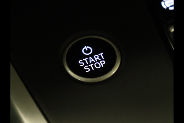 Audi Q4 e-tron 35 Launch edition 55 kWh [ADAPTIVE CRUISE CONTROL, APPLE CARPLAY, ANDROID, STOELVERWARMING, DIGITAL DASH, CAMERA, PDC V+A, STUURWIEL MULTIFUNTIONEEL, ELEKTRISCHE ACHTERKLEP, LED, SMARTPHONE INTERFACE, CLIMATE CONTROL