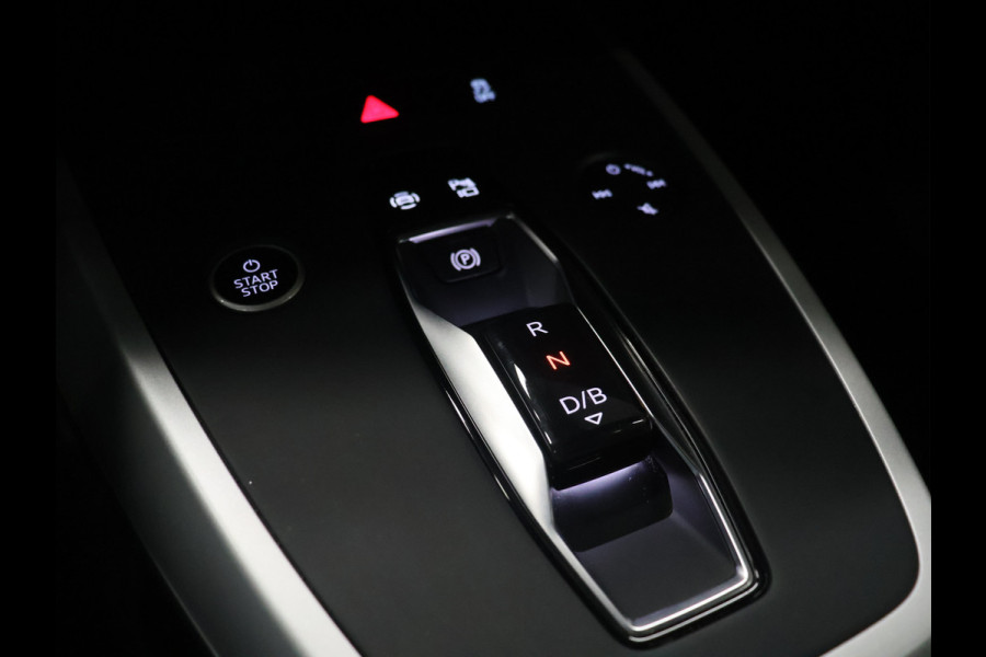 Audi Q4 e-tron 35 Launch edition 55 kWh [ADAPTIVE CRUISE CONTROL, APPLE CARPLAY, ANDROID, STOELVERWARMING, DIGITAL DASH, CAMERA, PDC V+A, STUURWIEL MULTIFUNTIONEEL, ELEKTRISCHE ACHTERKLEP, LED, SMARTPHONE INTERFACE, CLIMATE CONTROL