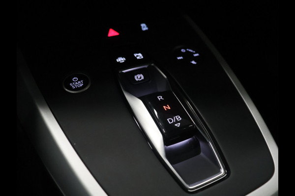 Audi Q4 e-tron 35 Launch edition 55 kWh [ADAPTIVE CRUISE CONTROL, APPLE CARPLAY, ANDROID, STOELVERWARMING, DIGITAL DASH, CAMERA, PDC V+A, STUURWIEL MULTIFUNTIONEEL, ELEKTRISCHE ACHTERKLEP, LED, SMARTPHONE INTERFACE, CLIMATE CONTROL