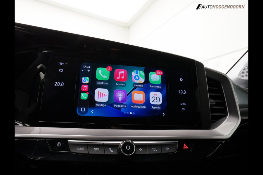 Opel Mokka-e Ultimate Sport 50-kWh (APPLE CARPLAY,STUUR-STOELVERWARMING,KEYLESS,ACHTERUITRIJCAMERA,LANE ASSIST,ADAPTIVE CRUISE)