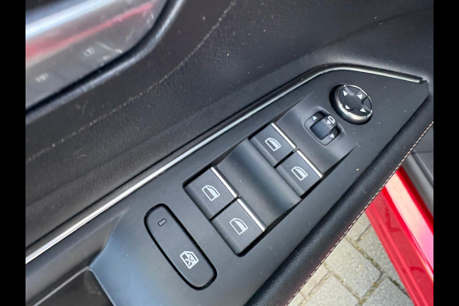 Peugeot 3008 1.2 PureT. 130PK Automaat GT Pano-dak/Trekhaak/Memory-stoel/Elektr.-klep
