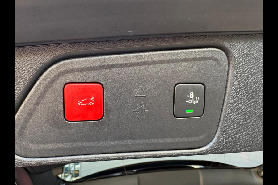 Peugeot 3008 1.2 PureT. 130PK Automaat GT Pano-dak/Trekhaak/Memory-stoel/Elektr.-klep